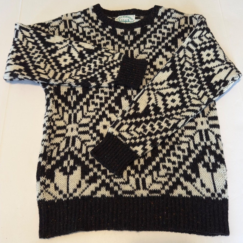 Lake Harmony Rowing Club Vtg Wool Blend Fair Isle Nordic Sweater Black White S